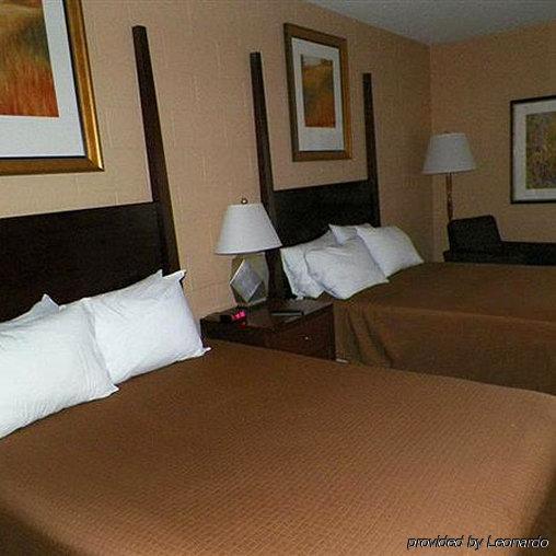 Sunlac Inn Lakota Ruang foto