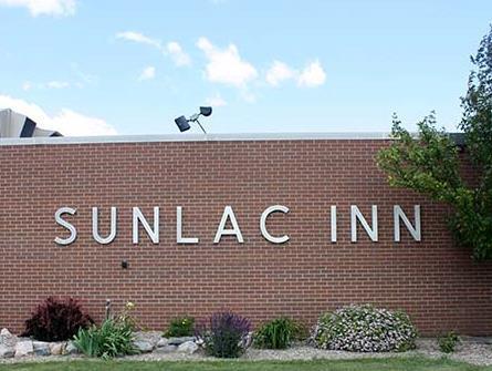 Sunlac Inn Lakota Bagian luar foto